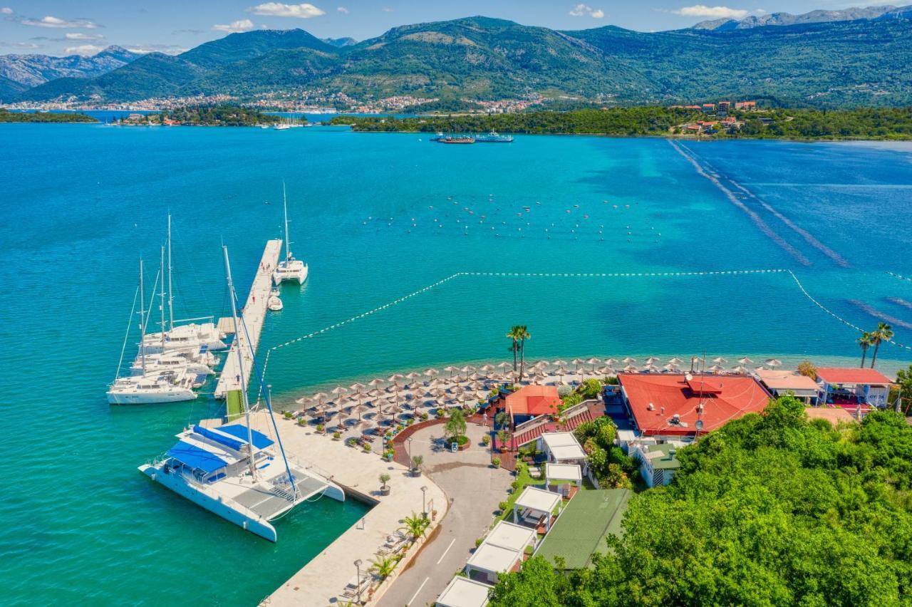 Aquata Apartments Тиват Екстер'єр фото